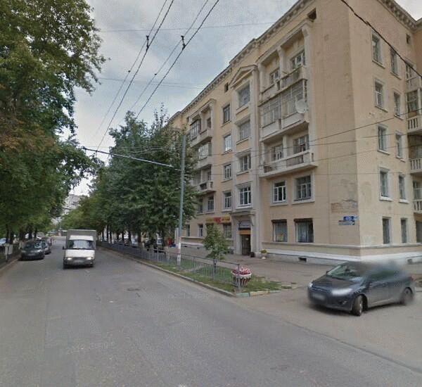 Банкомат Саровбизнесбанка по адресу ул. Страж Революции, д. 7/5, ТЦ «Гелиос»